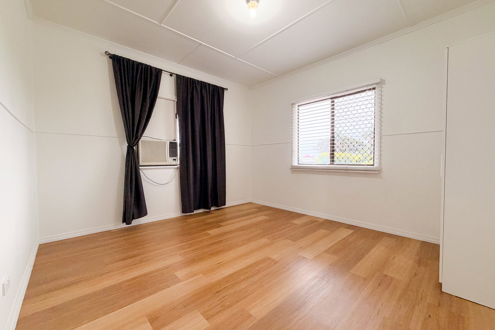 201 Targo Street, Walkervale  QLD  4670