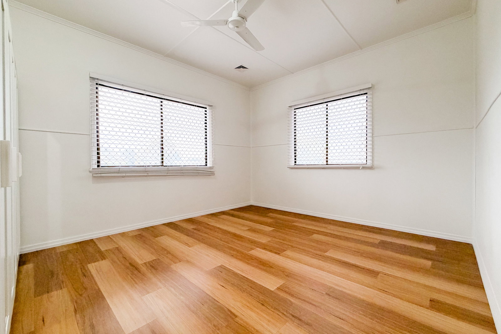 201 Targo Street, Walkervale  QLD  4670