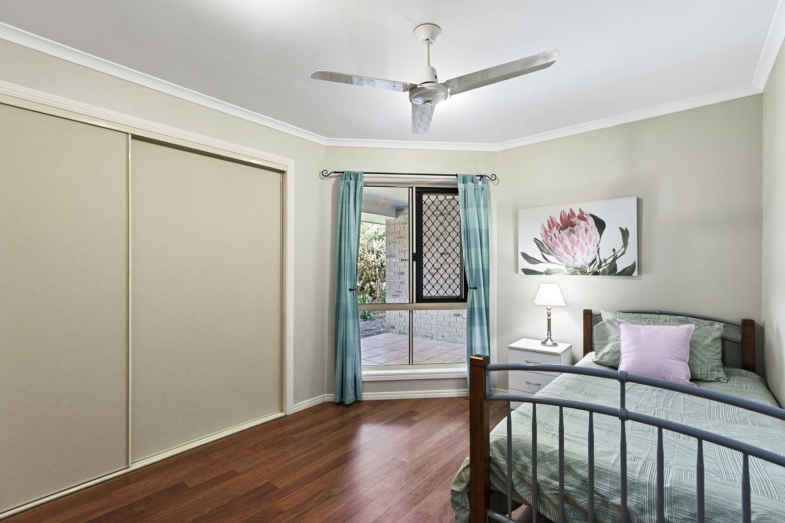 17 Madison Way, Tinana  QLD  4650