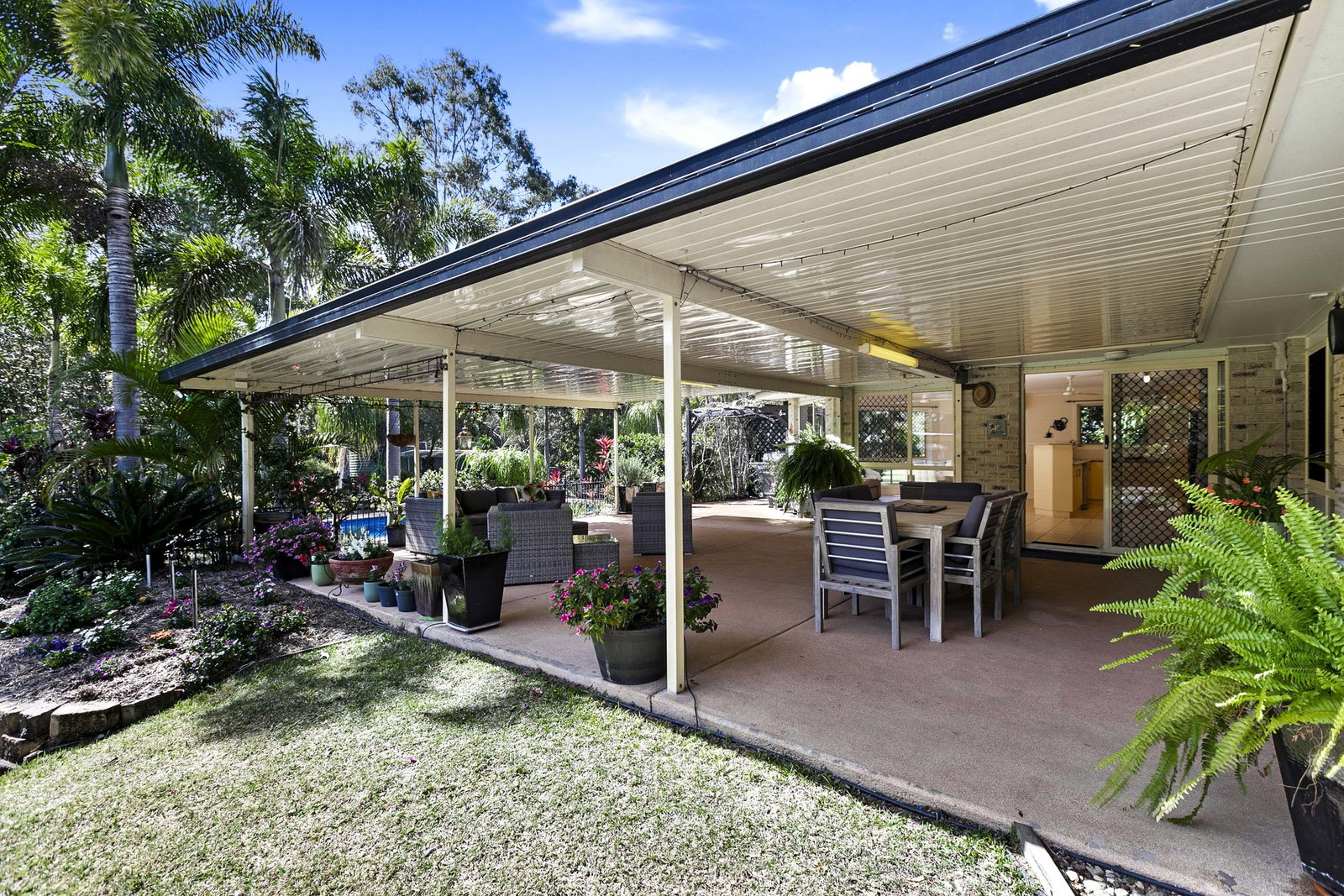 17 Madison Way, Tinana  QLD  4650