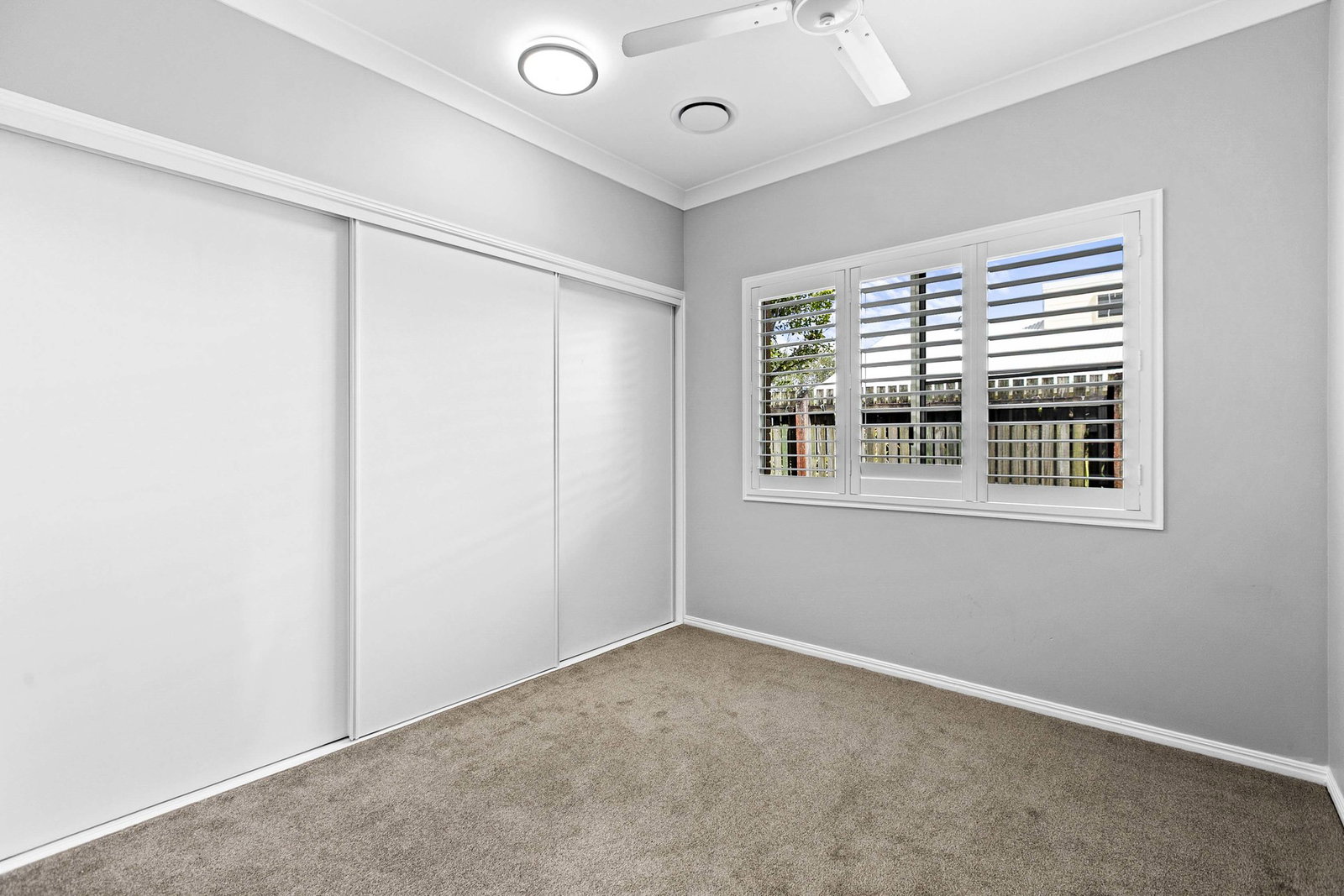 22 MacKay Drive, Tinana  QLD  4650