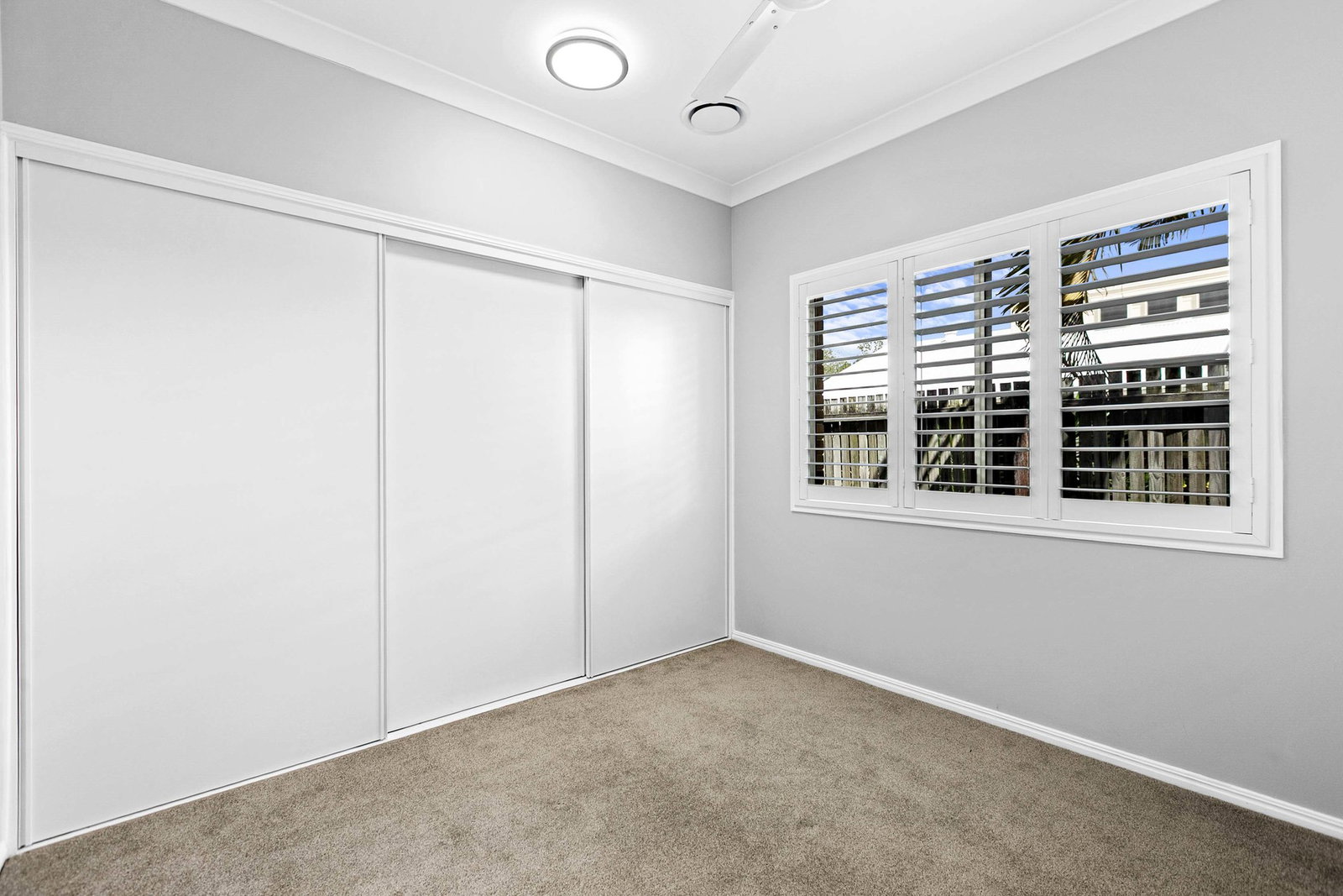 22 MacKay Drive, Tinana  QLD  4650