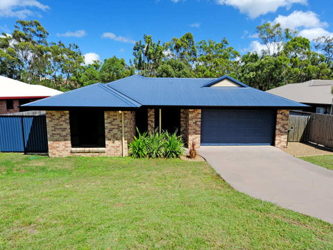98 Col Brown Avenue, Clinton  QLD  4680