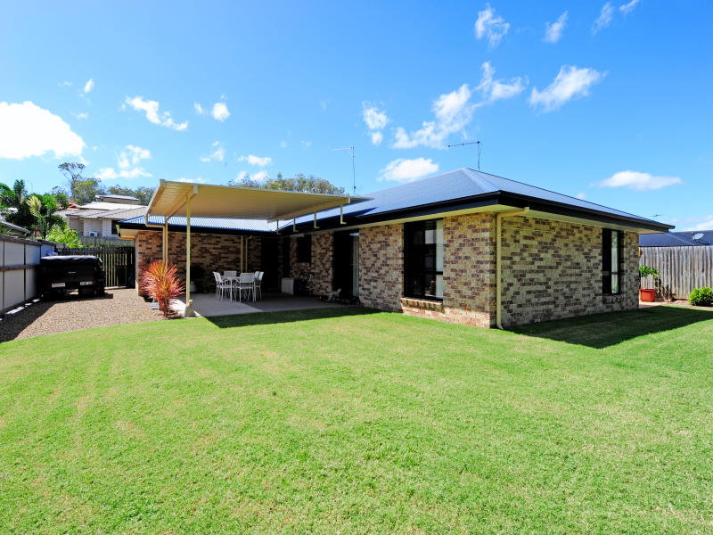 98 Col Brown Avenue, Clinton  QLD  4680