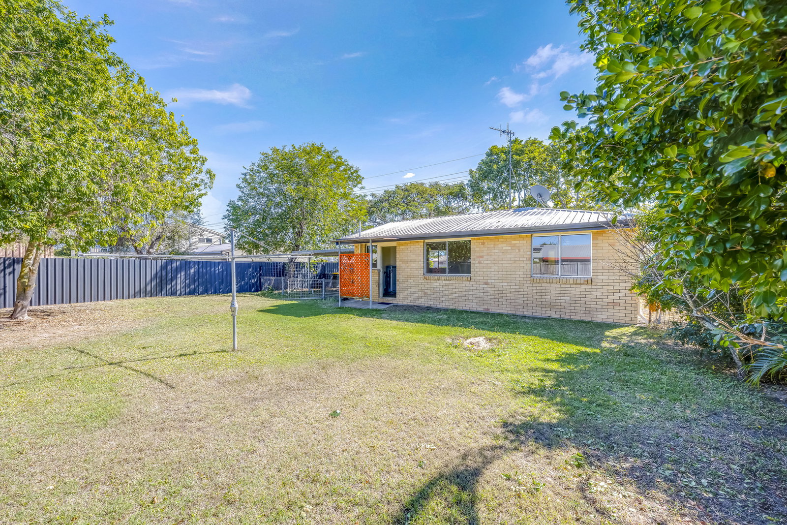 35 Thomas Thomsen Drive, Thabeban  QLD  4670