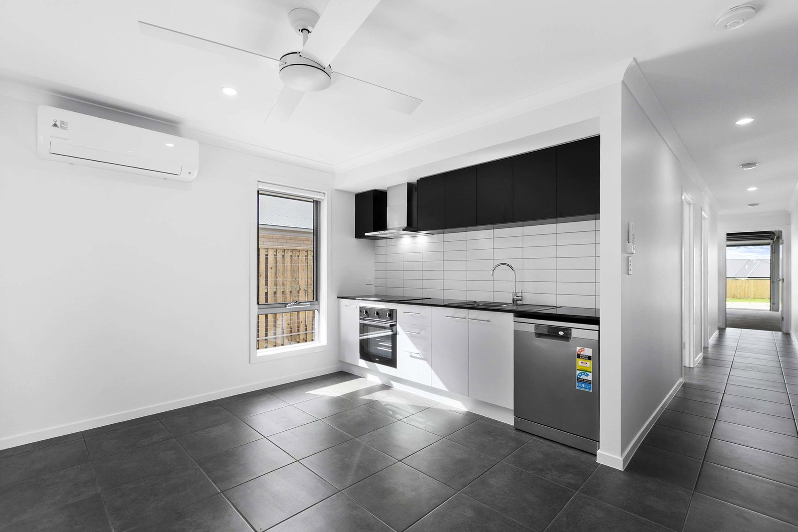 2/12 Oakwood Drive, Tinana  QLD  4650