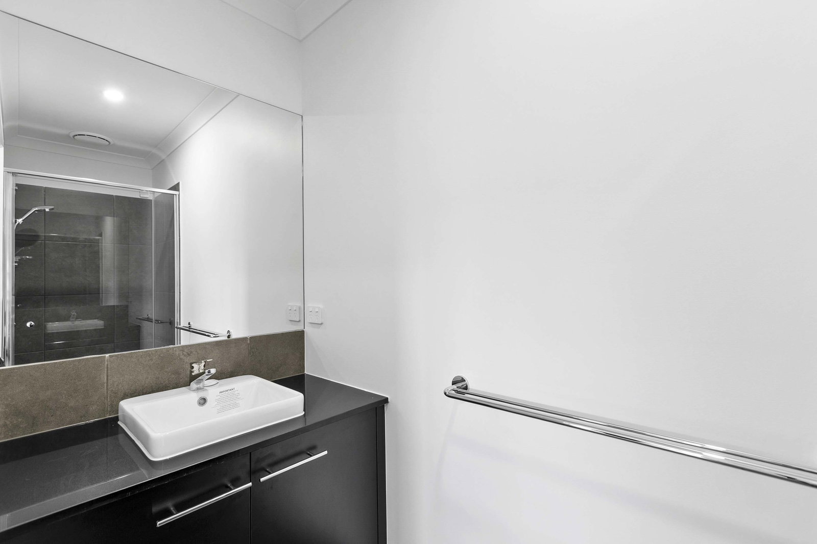 2/12 Oakwood Drive, Tinana  QLD  4650