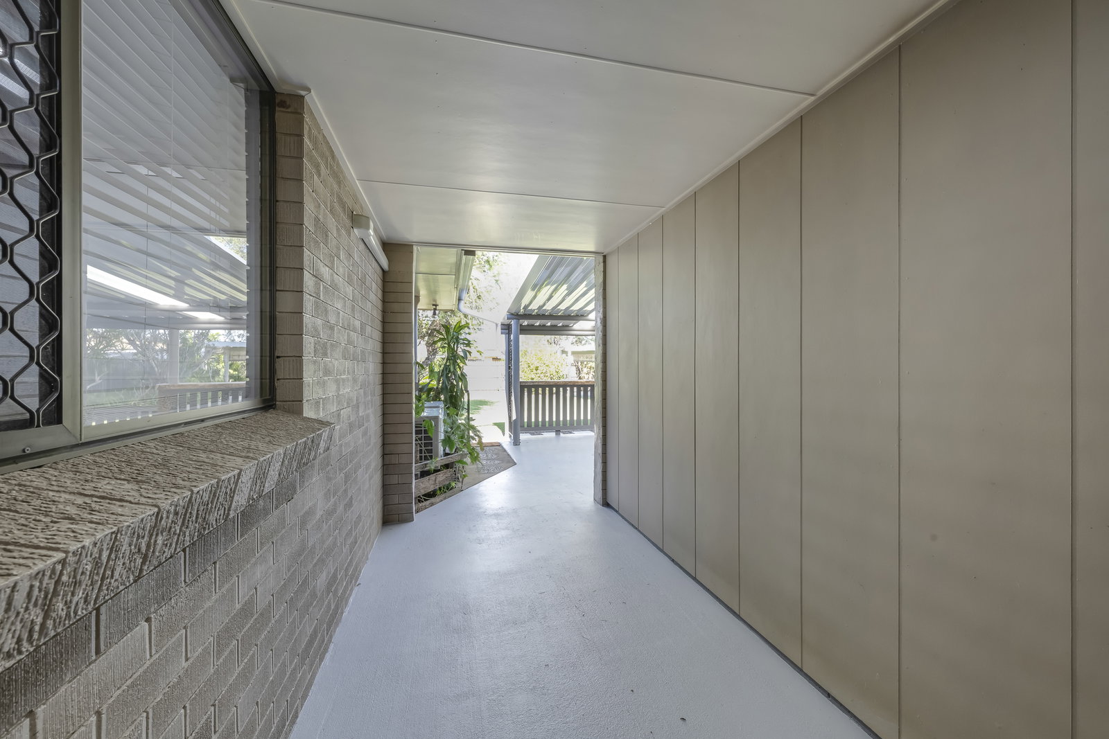 38 Sinclair Street, Avenell Heights  QLD  4670