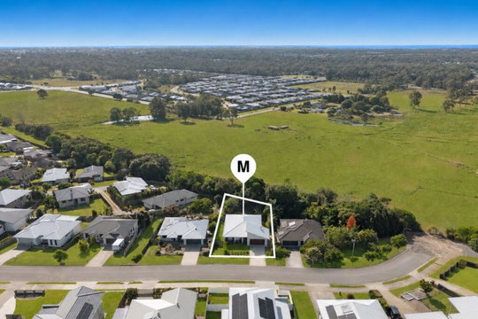 3 Sandy View Drive, Nikenbah  QLD  4655