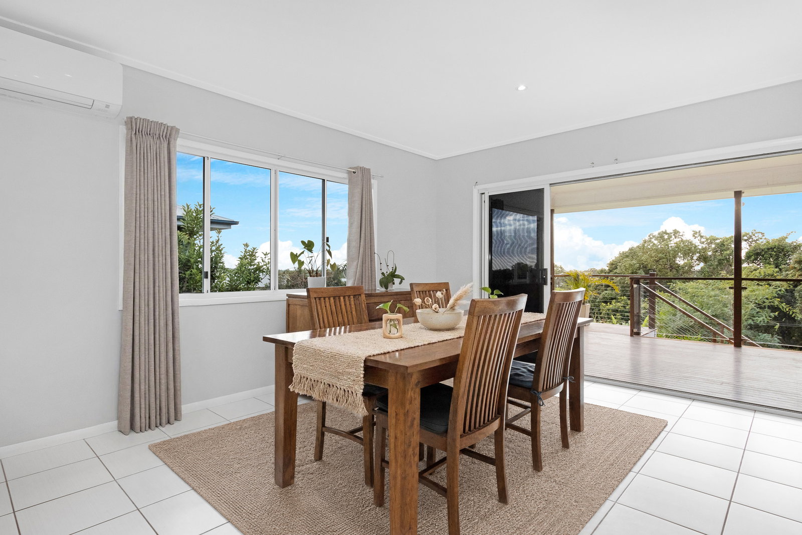3 Sandy View Drive, Nikenbah  QLD  4655