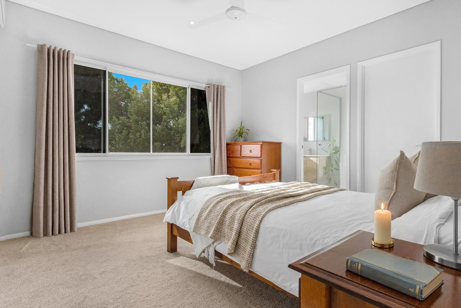 3 Sandy View Drive, Nikenbah  QLD  4655
