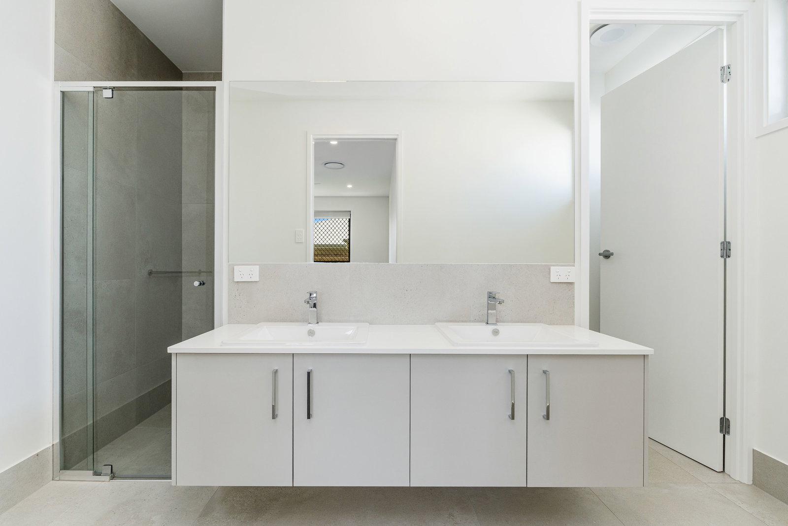 17 Katherine Way, Nikenbah  QLD  4655