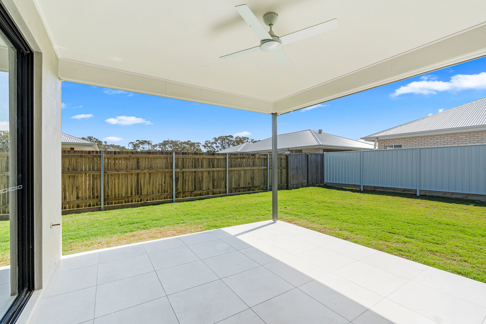 17 Katherine Way, Nikenbah  QLD  4655