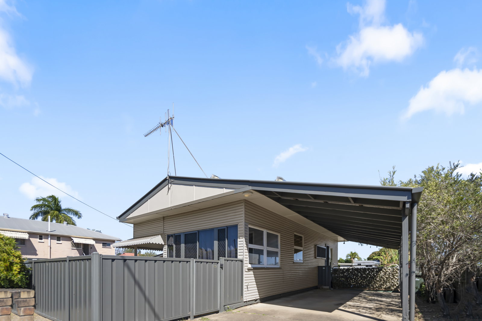 21 Queen Street, Bundaberg North  QLD  4670