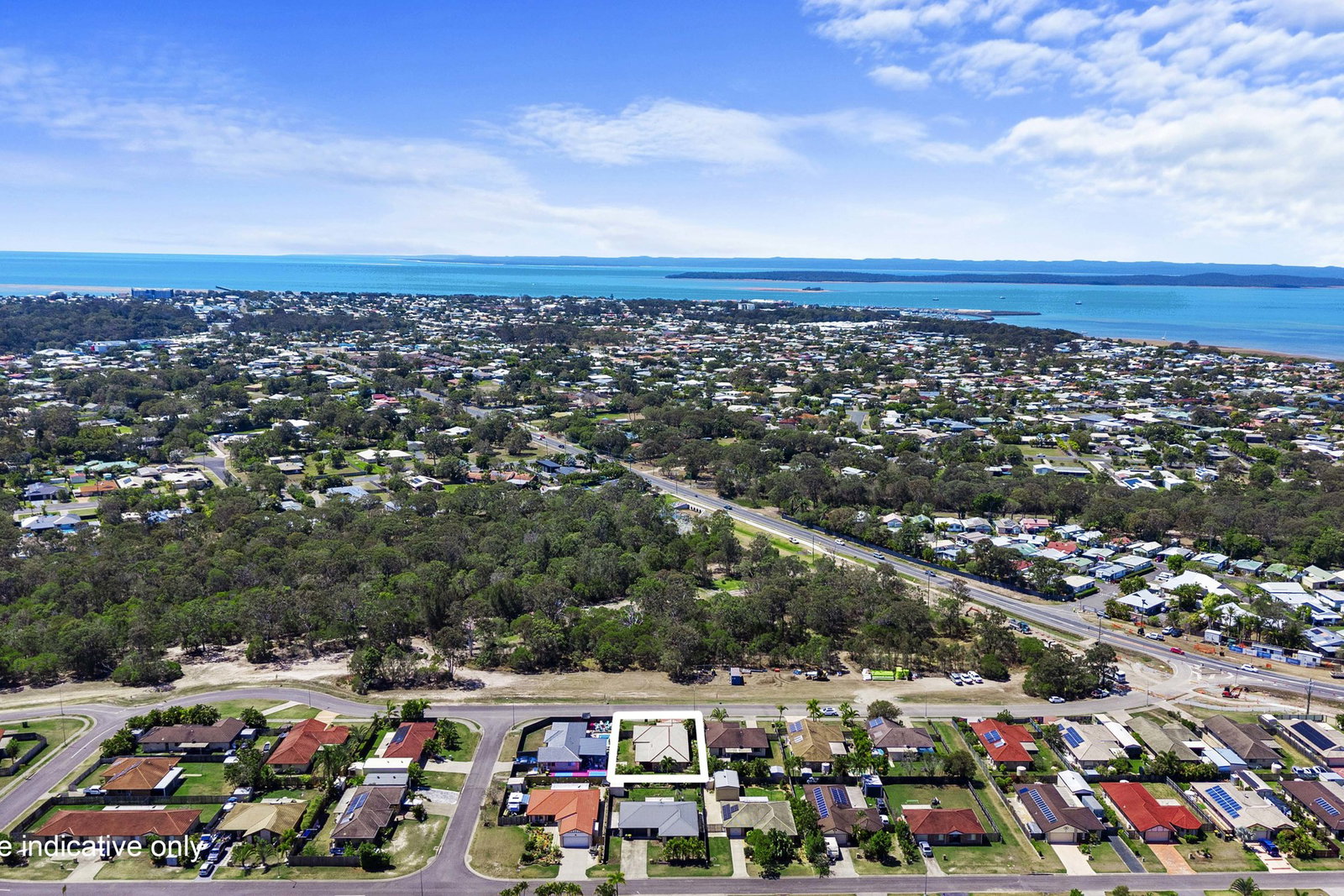 18 Emerald Park Way, Urangan  QLD  4655