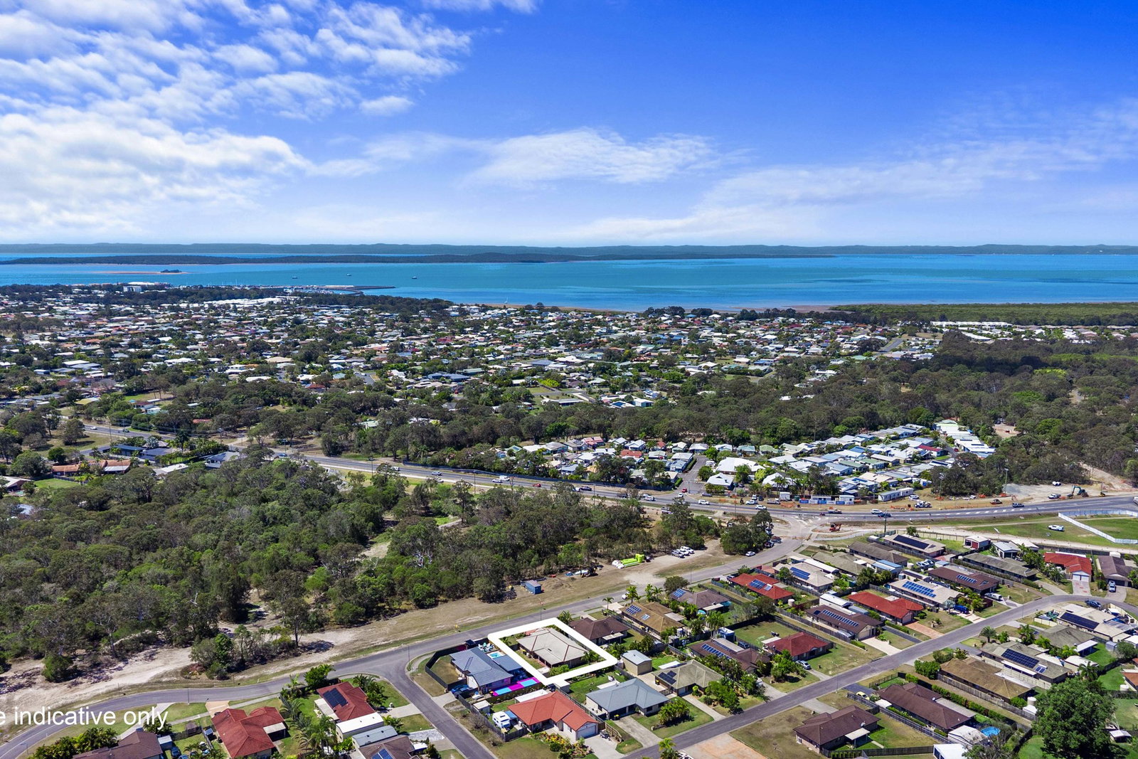 18 Emerald Park Way, Urangan  QLD  4655