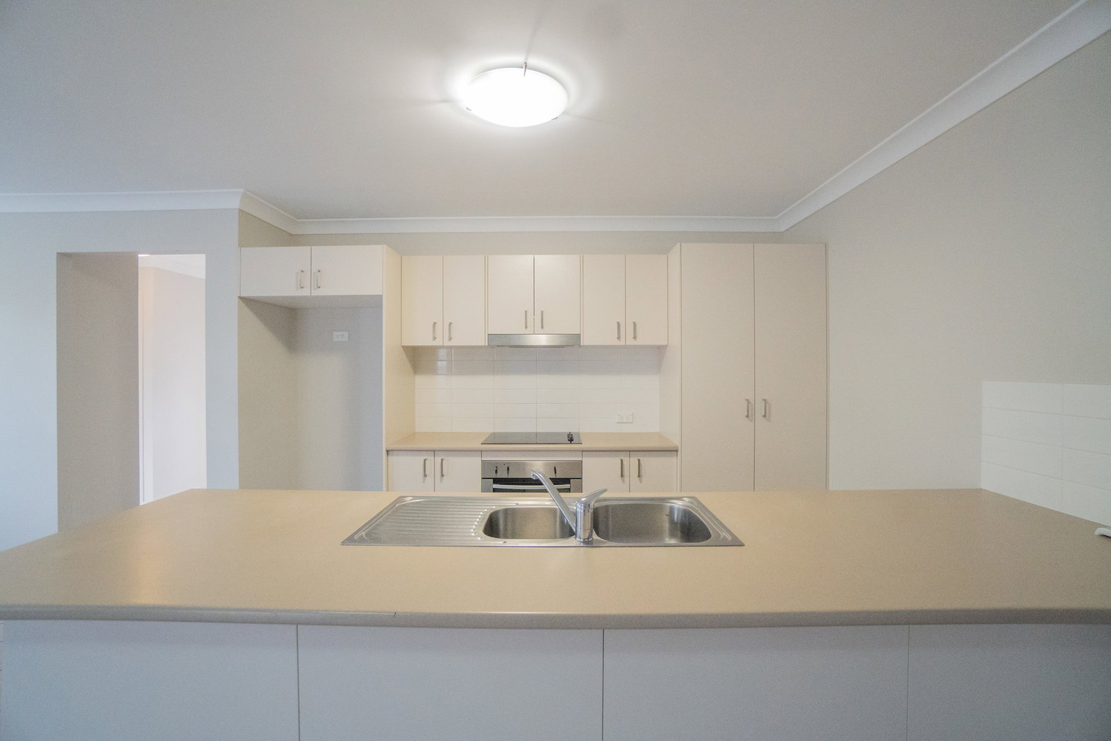 106 Neville Drive, Branyan  QLD  4670