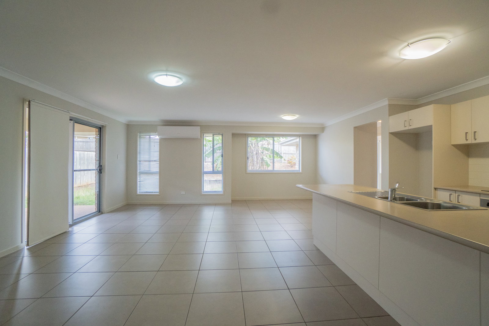 106 Neville Drive, Branyan  QLD  4670