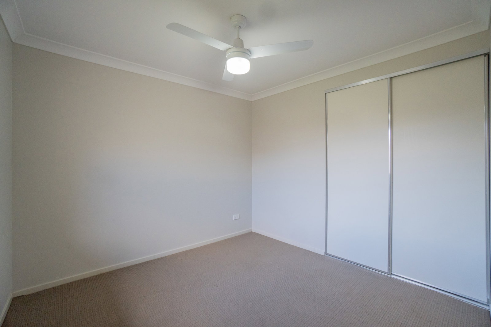 106 Neville Drive, Branyan  QLD  4670
