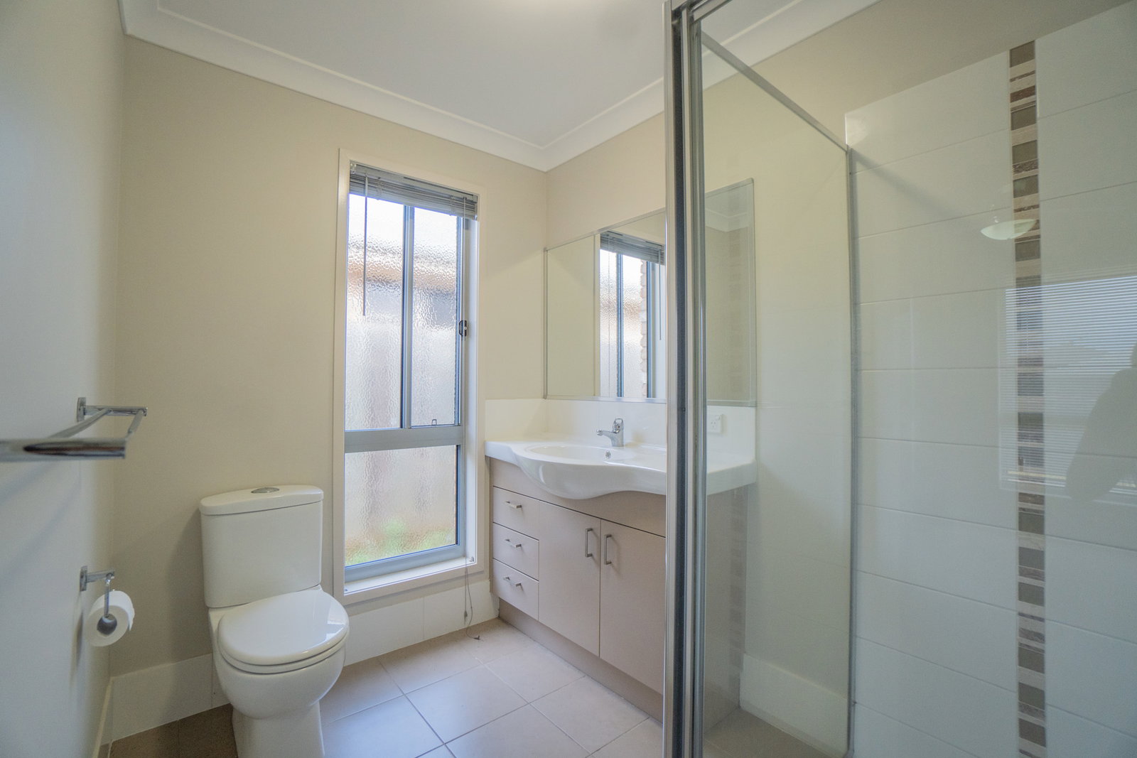 106 Neville Drive, Branyan  QLD  4670