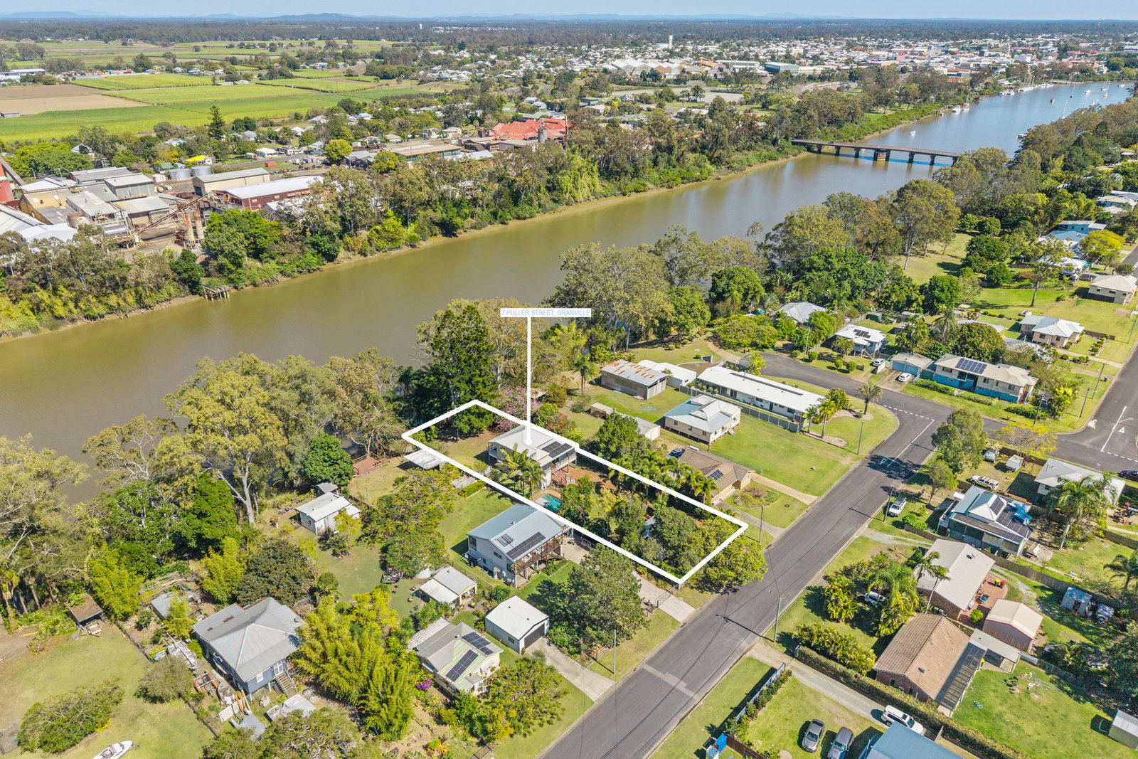 7 Puller Street, Granville  QLD  4650