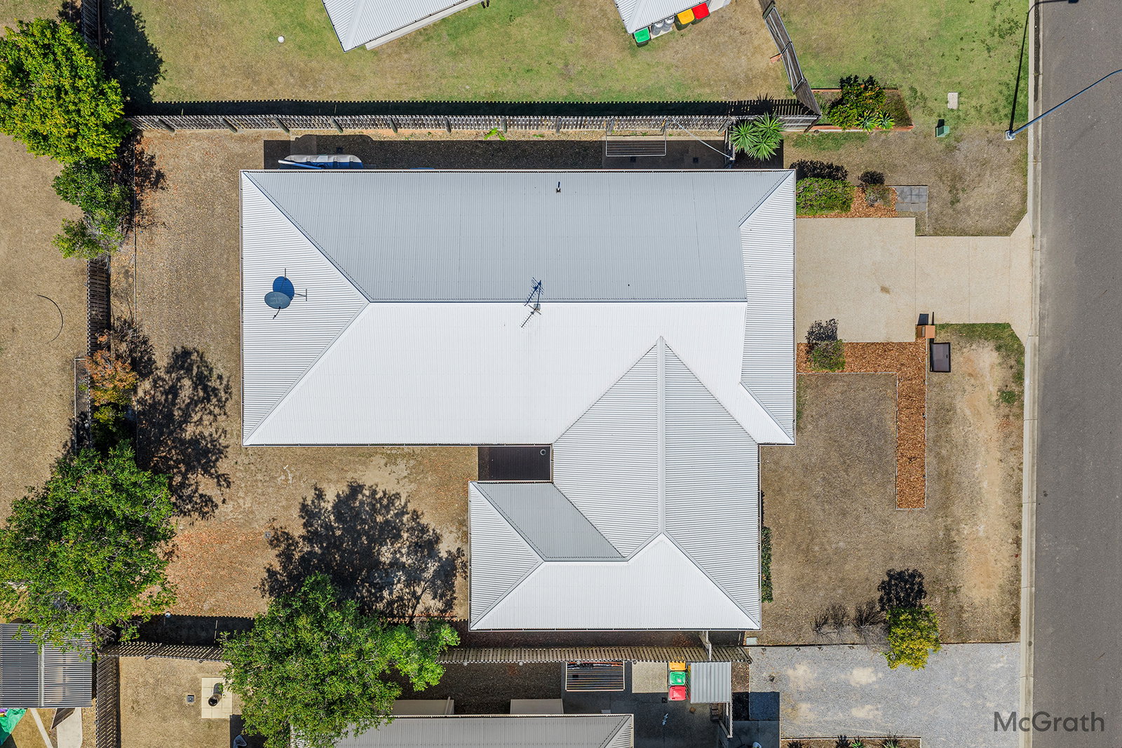 132 Emmadale Drive, New Auckland  QLD  4680
