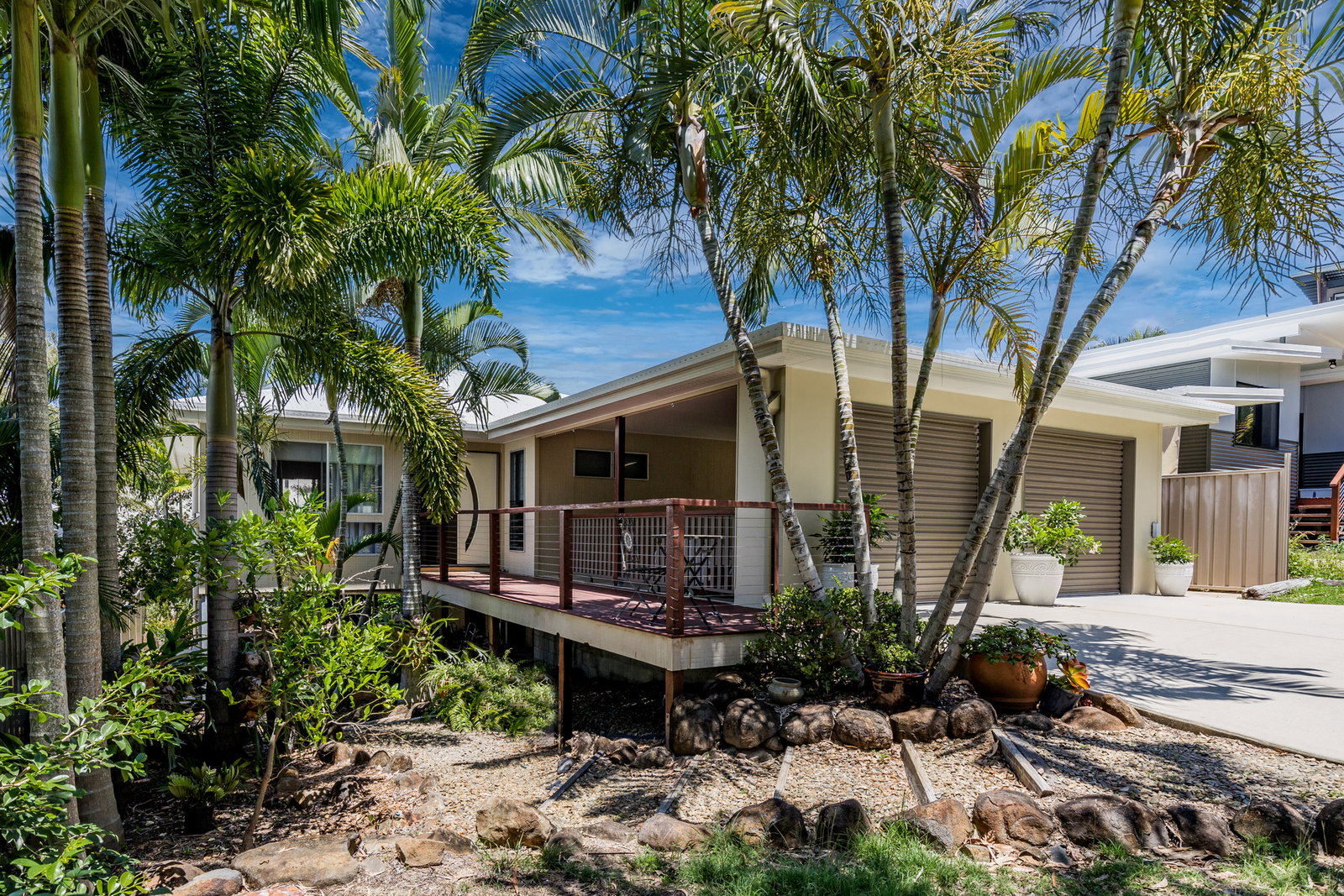 33 Palm Court, Agnes Water  QLD  4677