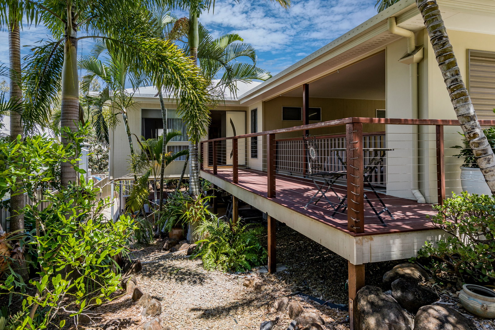 33 Palm Court, Agnes Water  QLD  4677
