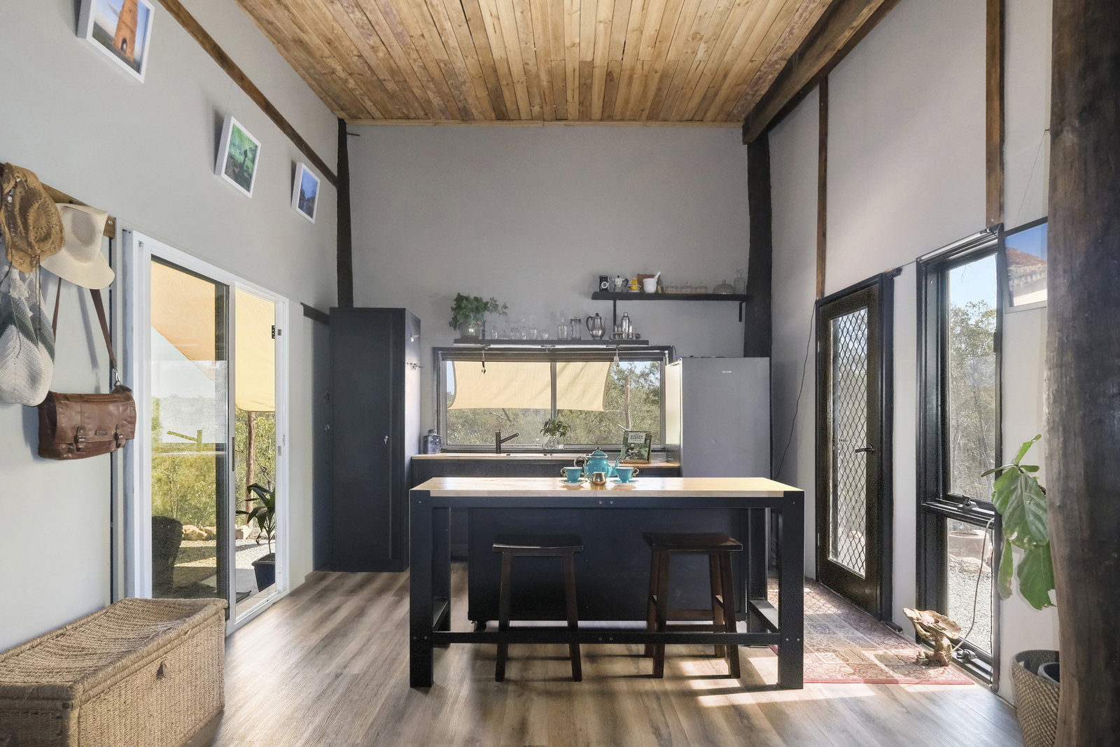 129 Michelles Road, Horse Camp  QLD  4671