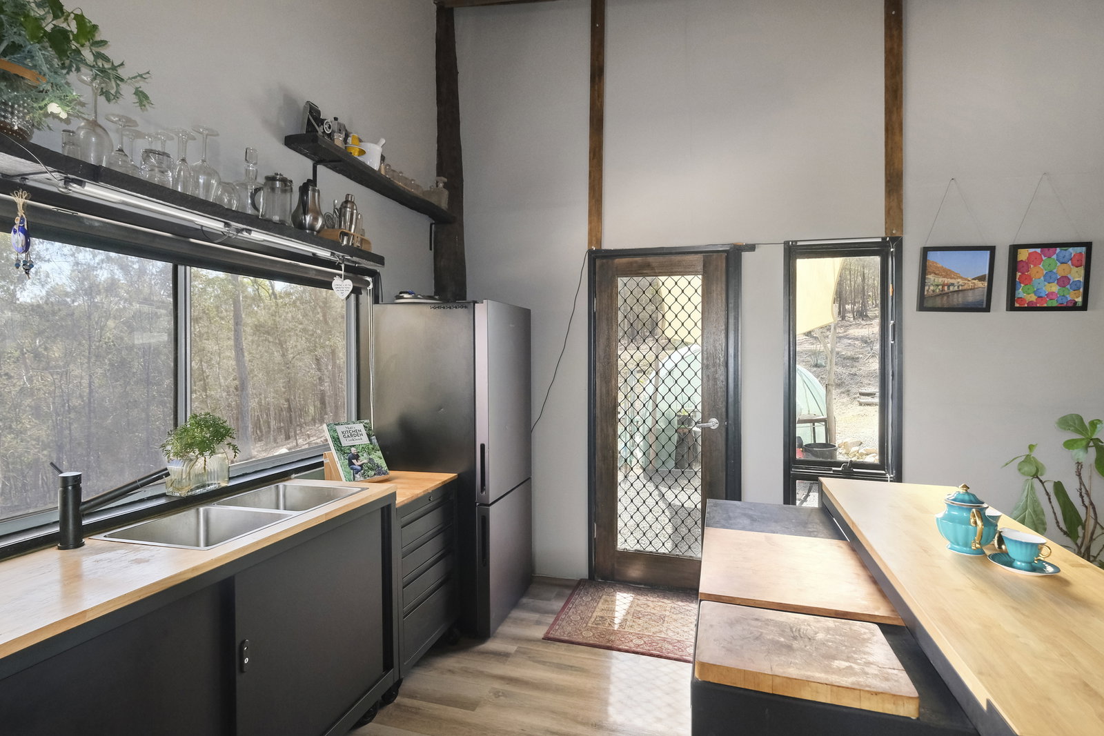 129 Michelles Road, Horse Camp  QLD  4671