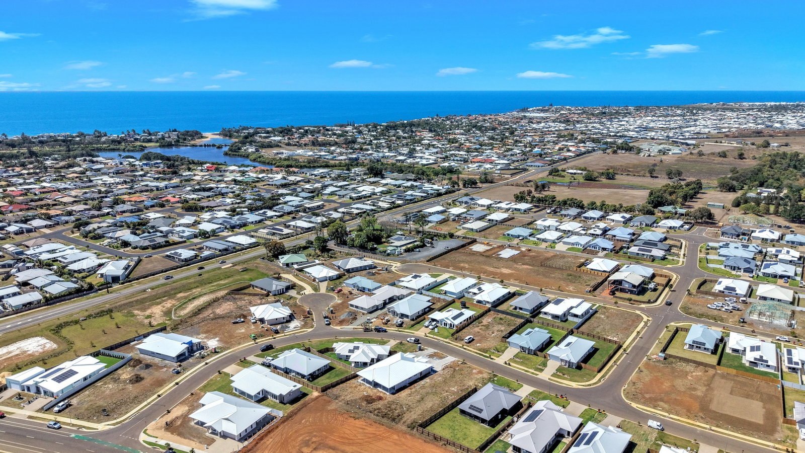 69 Wisteria Street, Bargara  QLD  4670