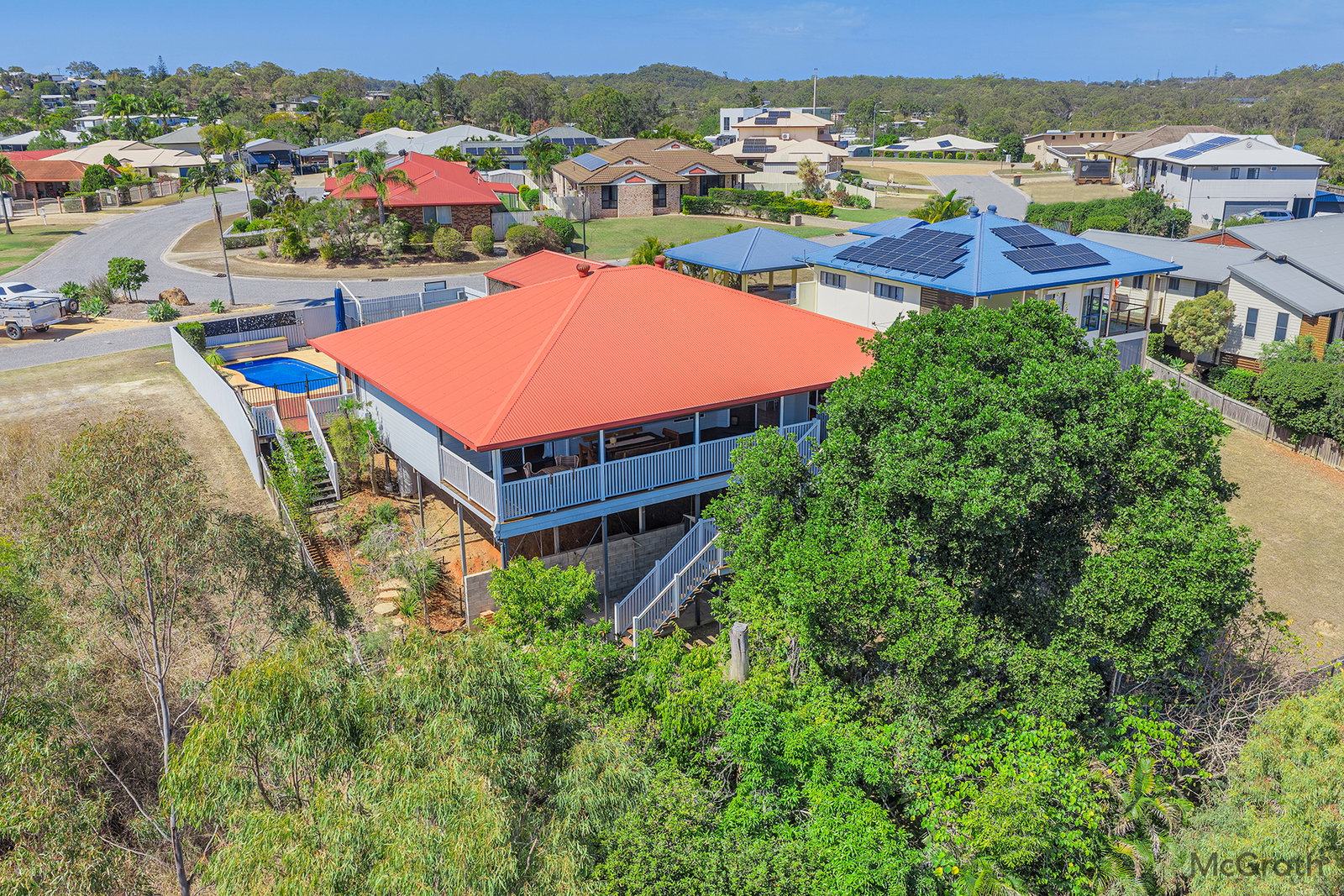 11 Kensington Place, Kin Kora  QLD  4680