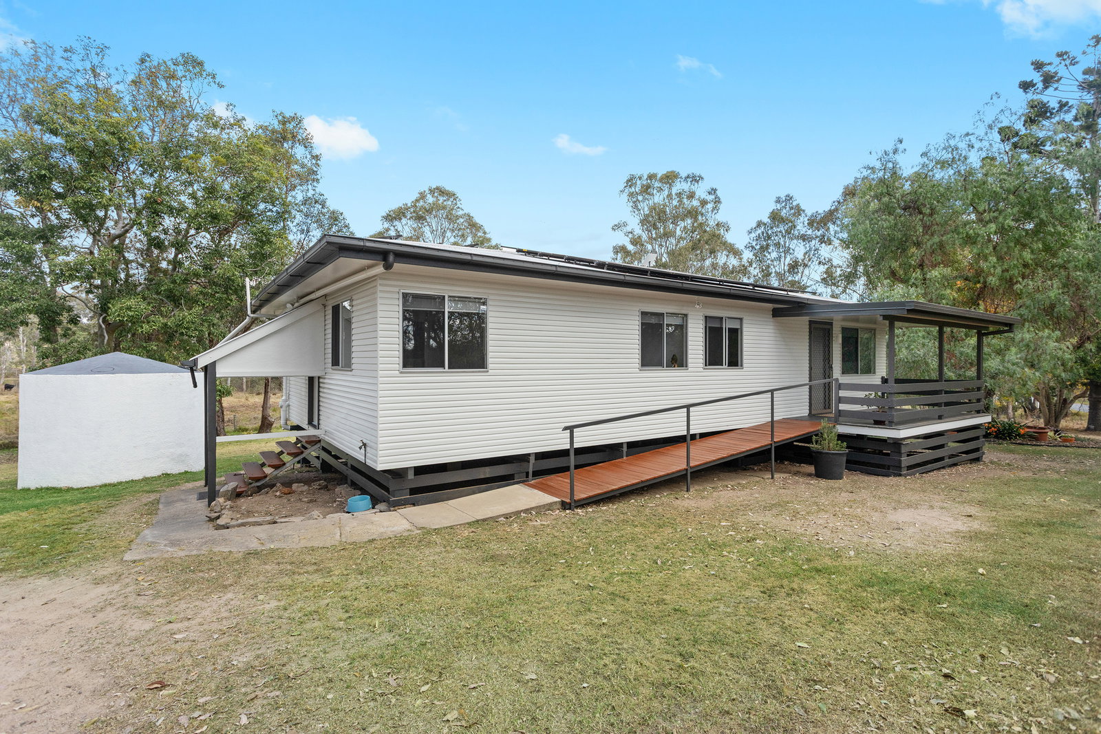 12 Middle Road, Pierces Creek  QLD  4355