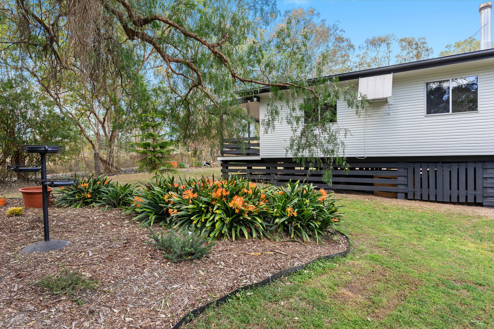 12 Middle Road, Pierces Creek  QLD  4355
