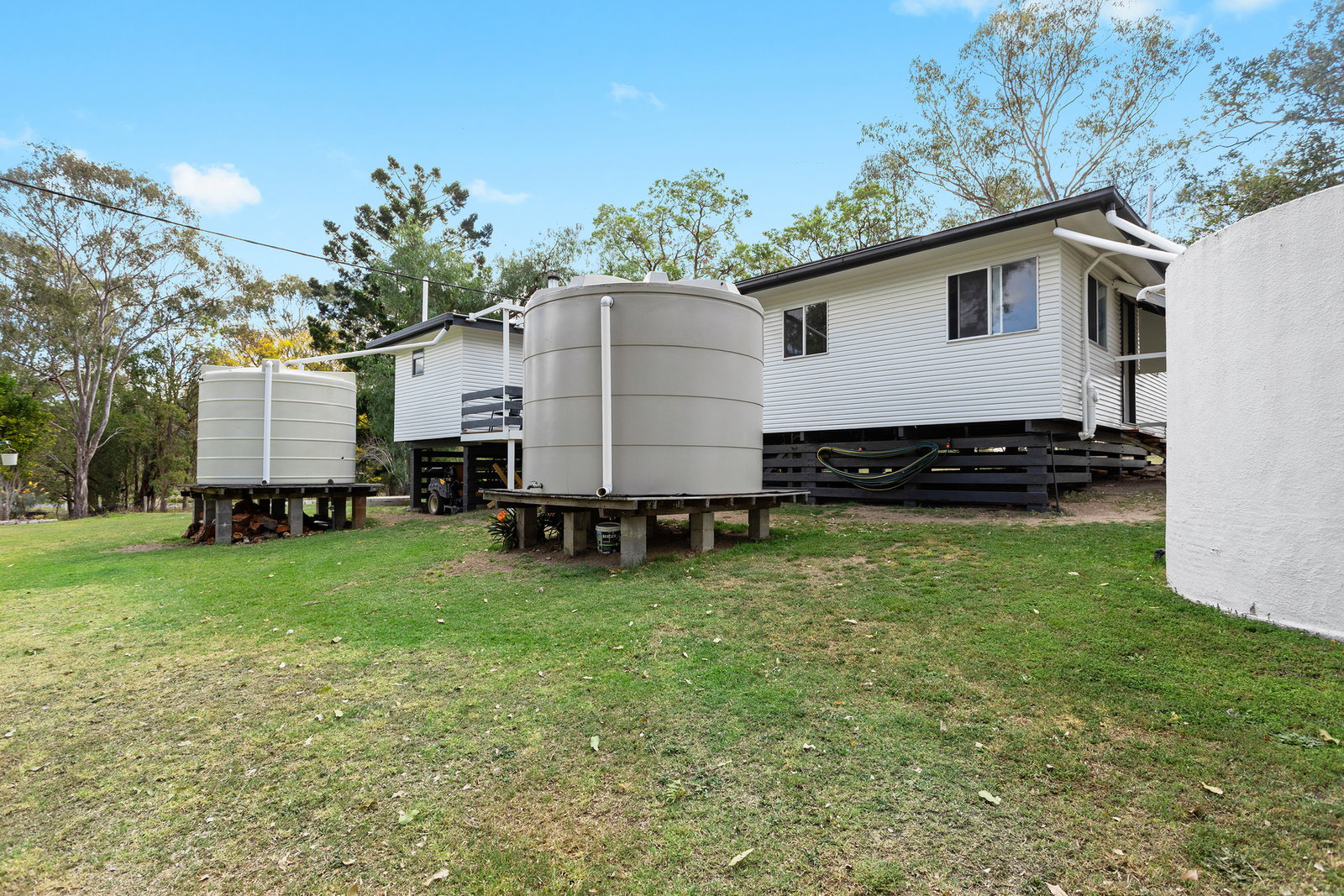 12 Middle Road, Pierces Creek  QLD  4355