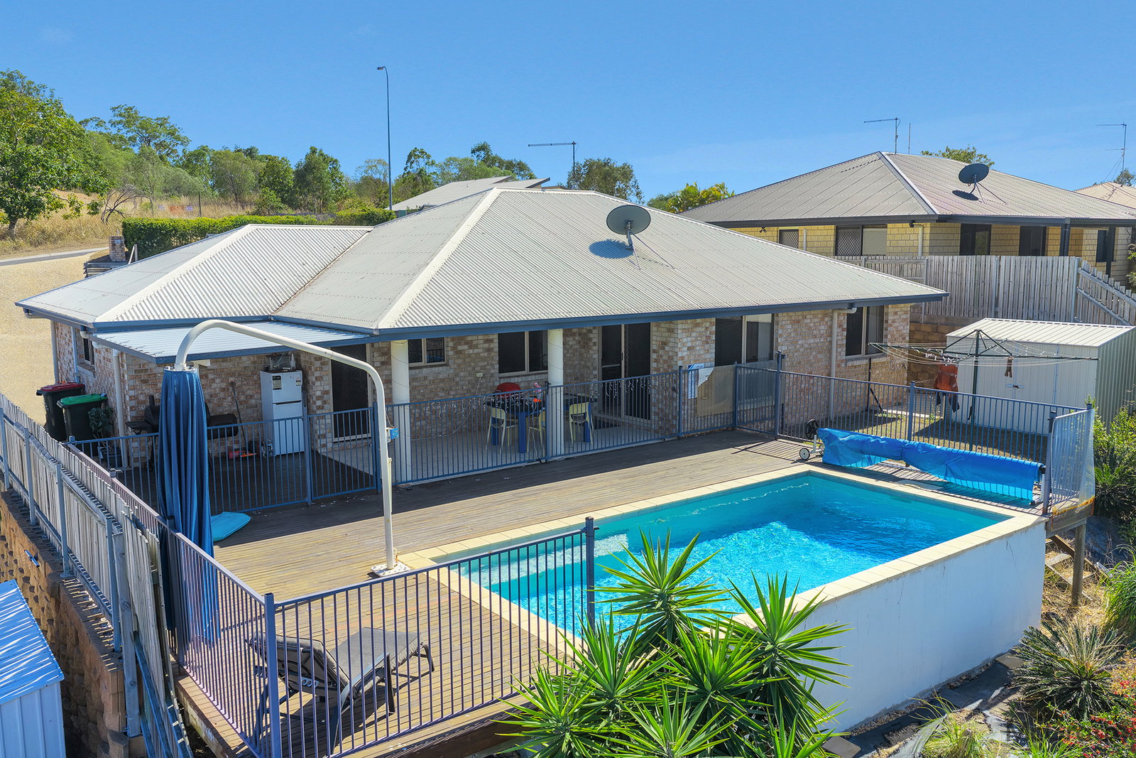 9 Julius Crescent, Clinton  QLD  4680