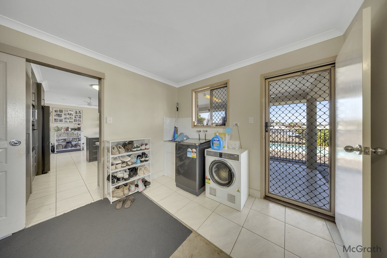 9 Julius Crescent, Clinton  QLD  4680