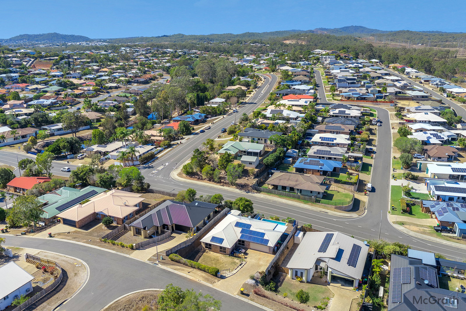 9 Julius Crescent, Clinton  QLD  4680