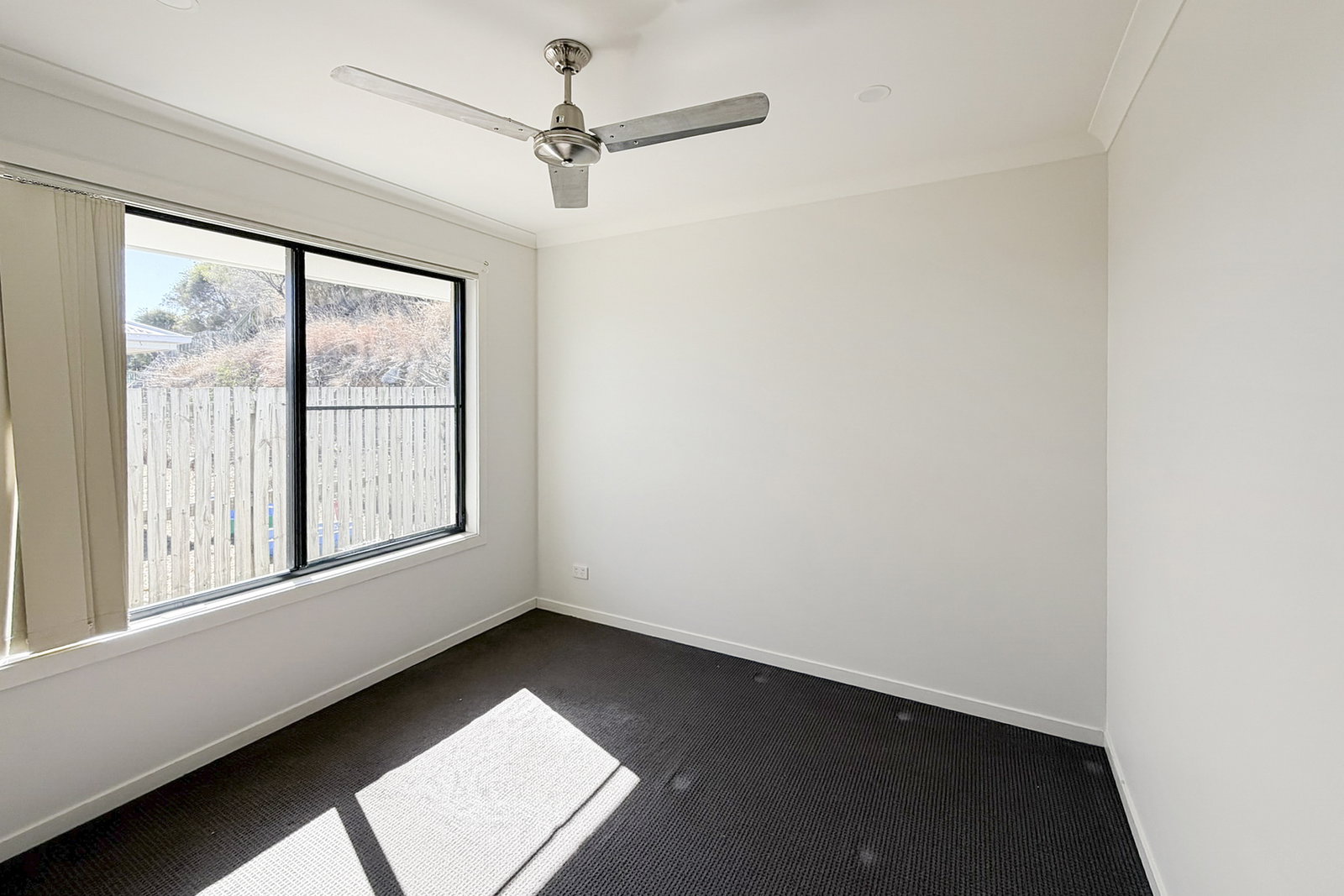 19 Stoneybrook Drive, Glen Eden  QLD  4680