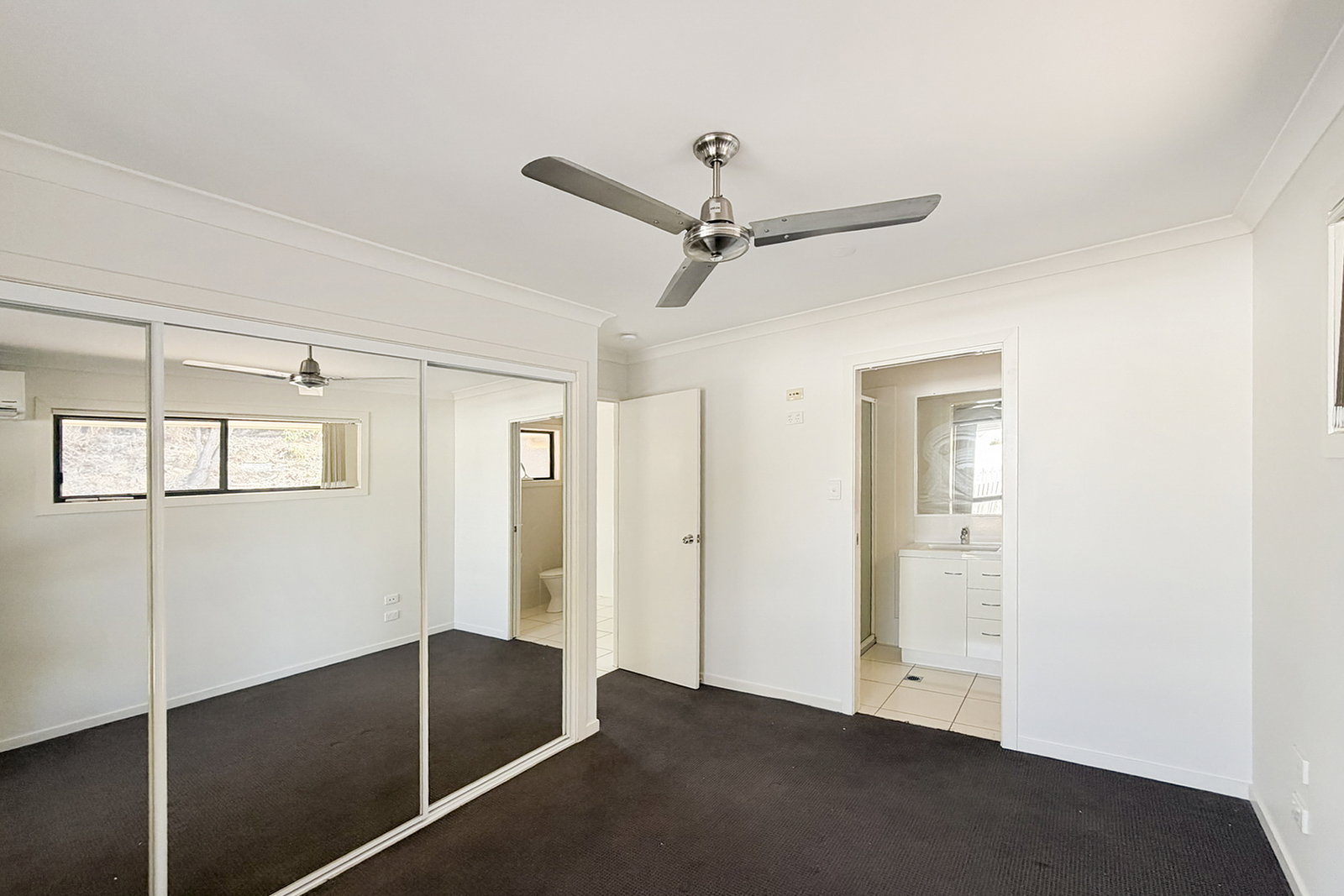 19 Stoneybrook Drive, Glen Eden  QLD  4680