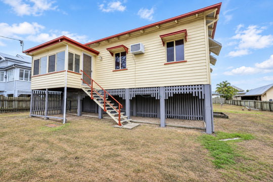 25 Walker Street, Bundaberg South  QLD  4670