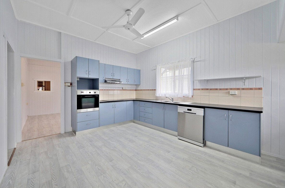 25 Walker Street, Bundaberg South  QLD  4670