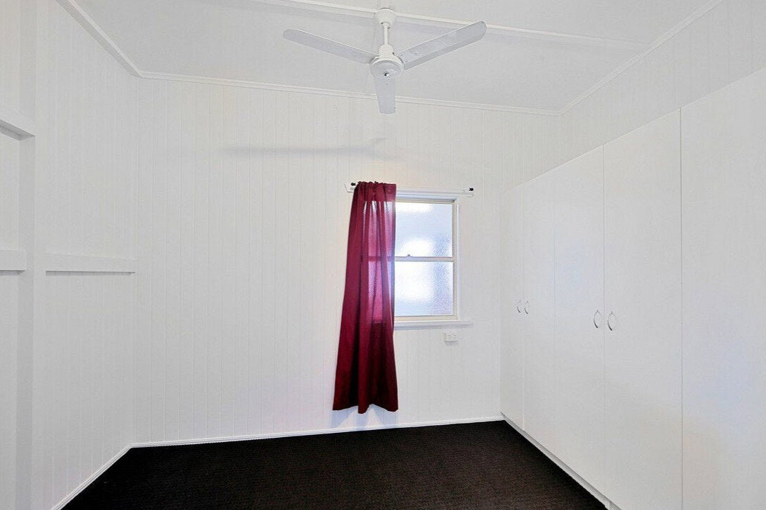 25 Walker Street, Bundaberg South  QLD  4670