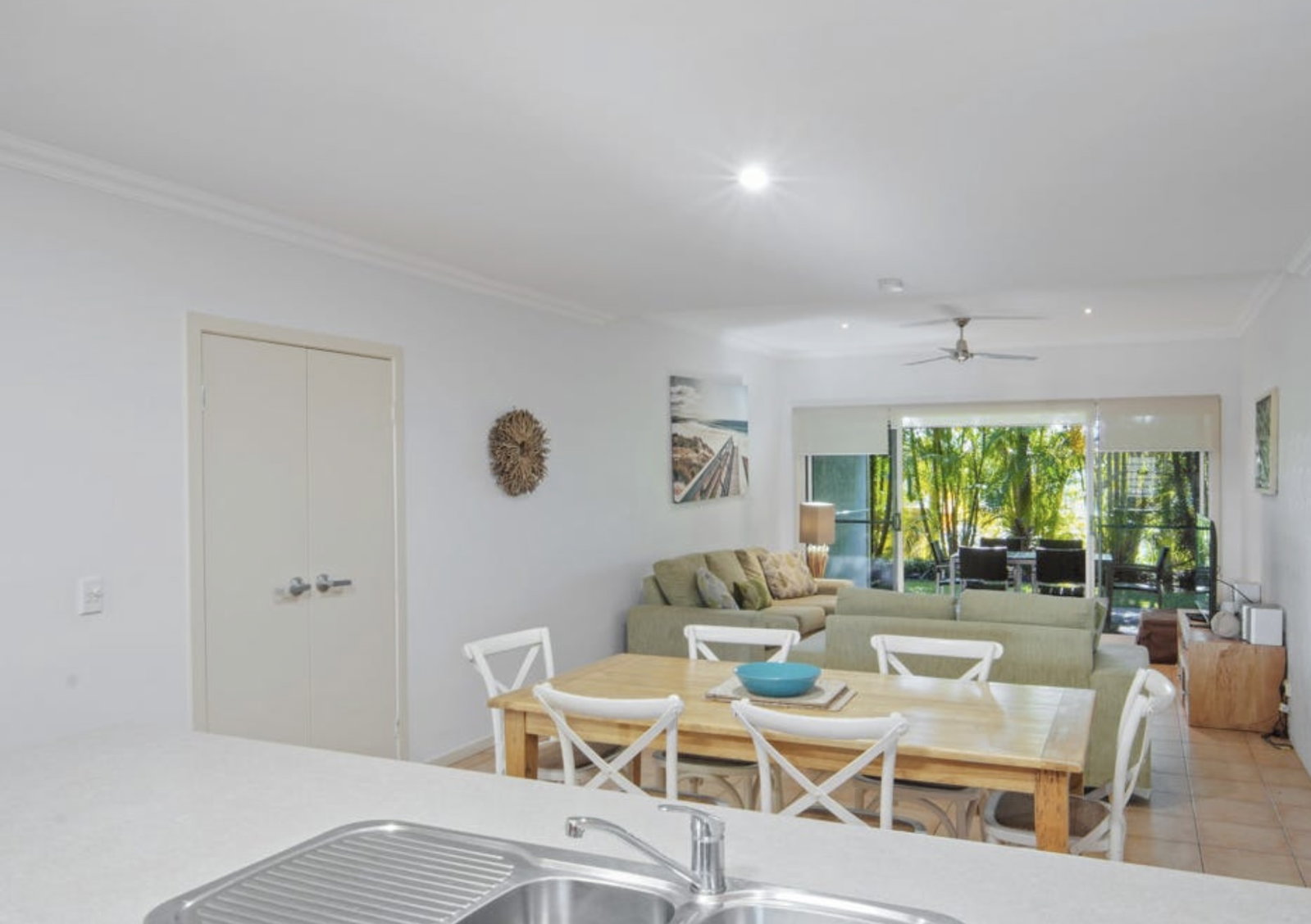52/2 Beaches Village Circuit, Agnes Water  QLD  4677