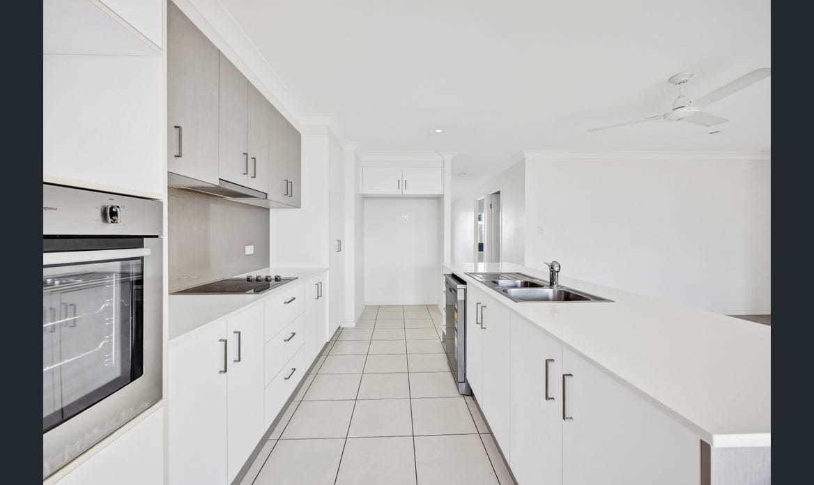 5 Blaxland Court, Glen Eden  QLD  4680