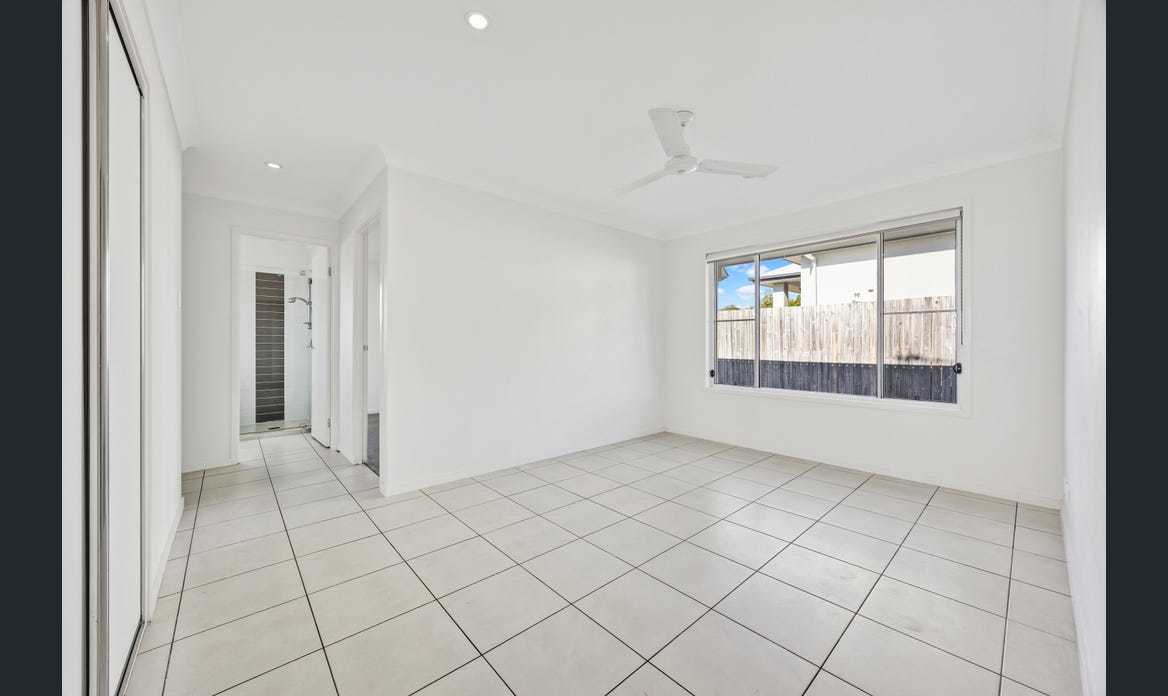 5 Blaxland Court, Glen Eden  QLD  4680