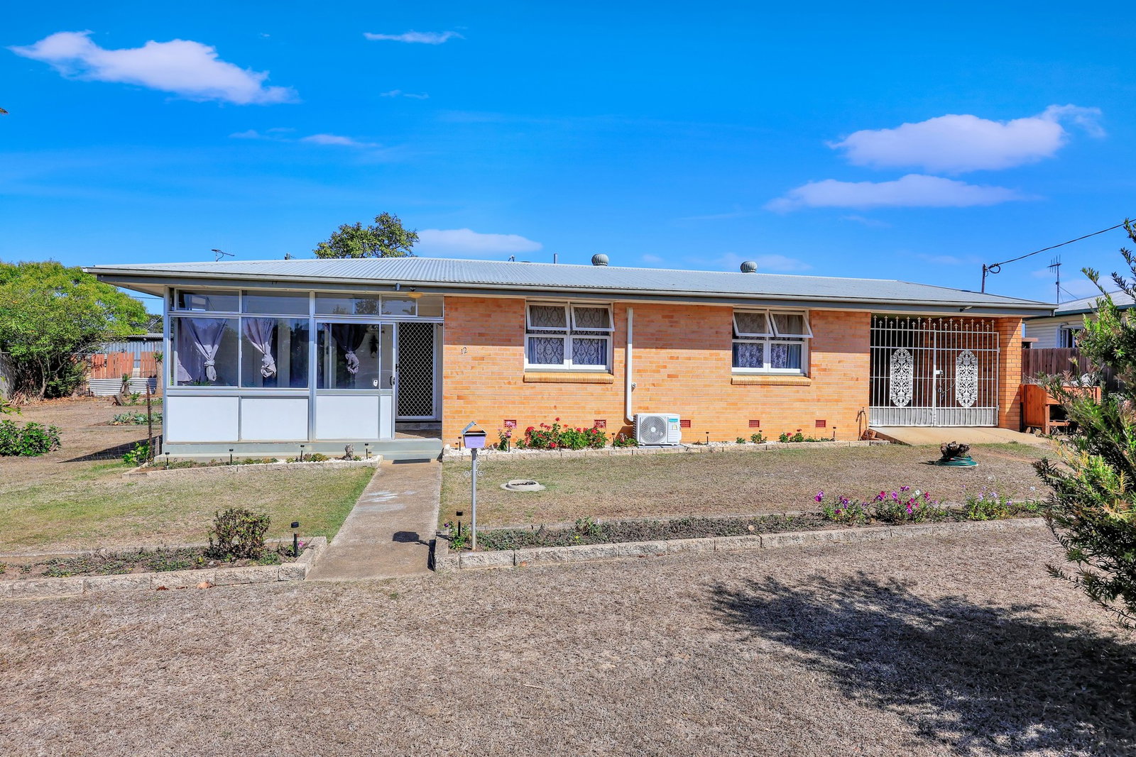 12 Courtice Street, Walkervale  QLD  4670