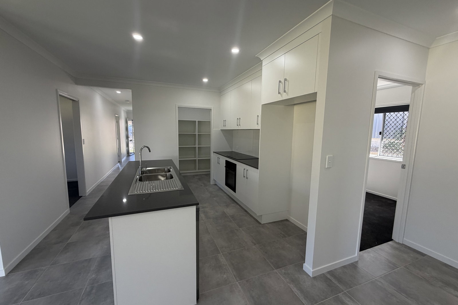 47 Fitzroy Avenue, Clinton  QLD  4680