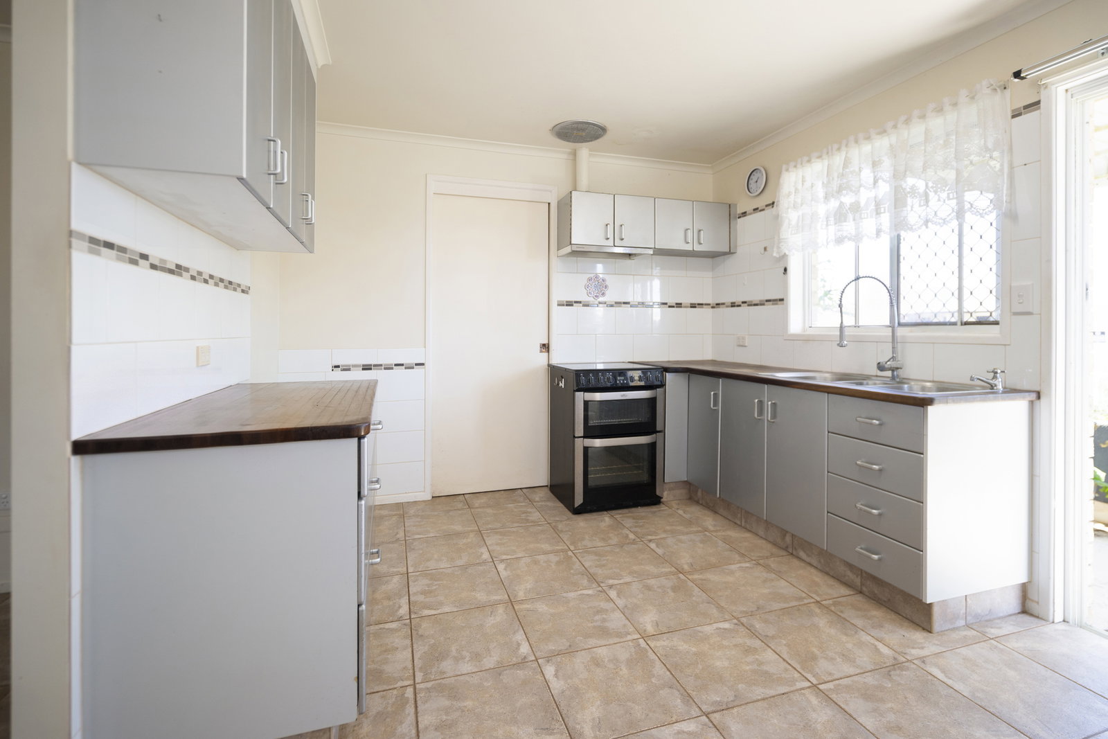 69 Kinch Street, Burnett Heads  QLD  4670