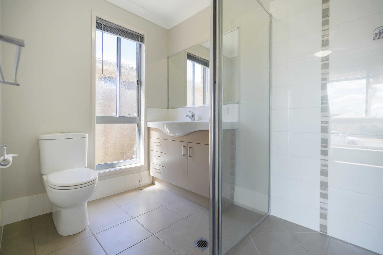 106 Neville Drive, Branyan  QLD  4670